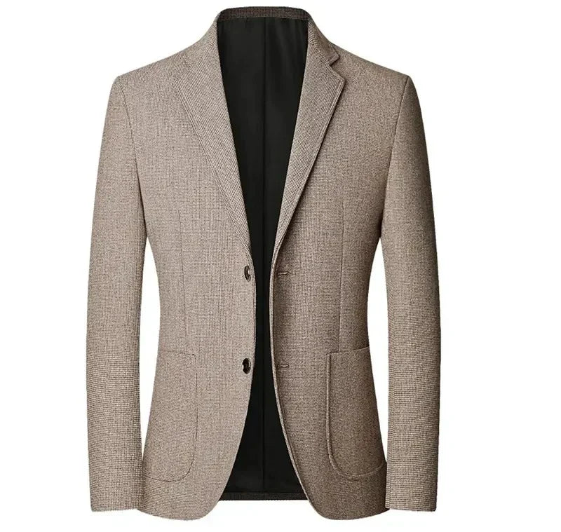 Blazer masculino Monterali MT030 com algodão leve, caimento ajustado e visual sofisticado. Ideal para eventos formais ou produções casuais elegantes.

