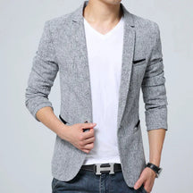 Blazer masculino Monterali MT195 com tecido premium, corte moderno e detalhes refinados. Sofisticação para ocasiões formais e sociais.

