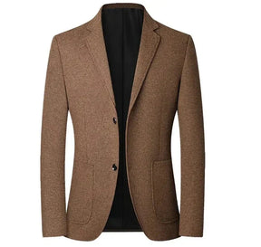 Blazer masculino Monterali MT030 com algodão leve, caimento ajustado e visual sofisticado. Ideal para eventos formais ou produções casuais elegantes.

