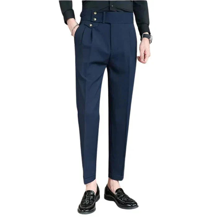 Calça masculina Monterali MT210 com corte tailored e tecido de alta qualidade.

